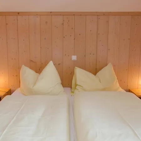 Fruehstueckspension Haus Mayr 3*